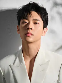 晋安、段敖登、玄衣客剧照